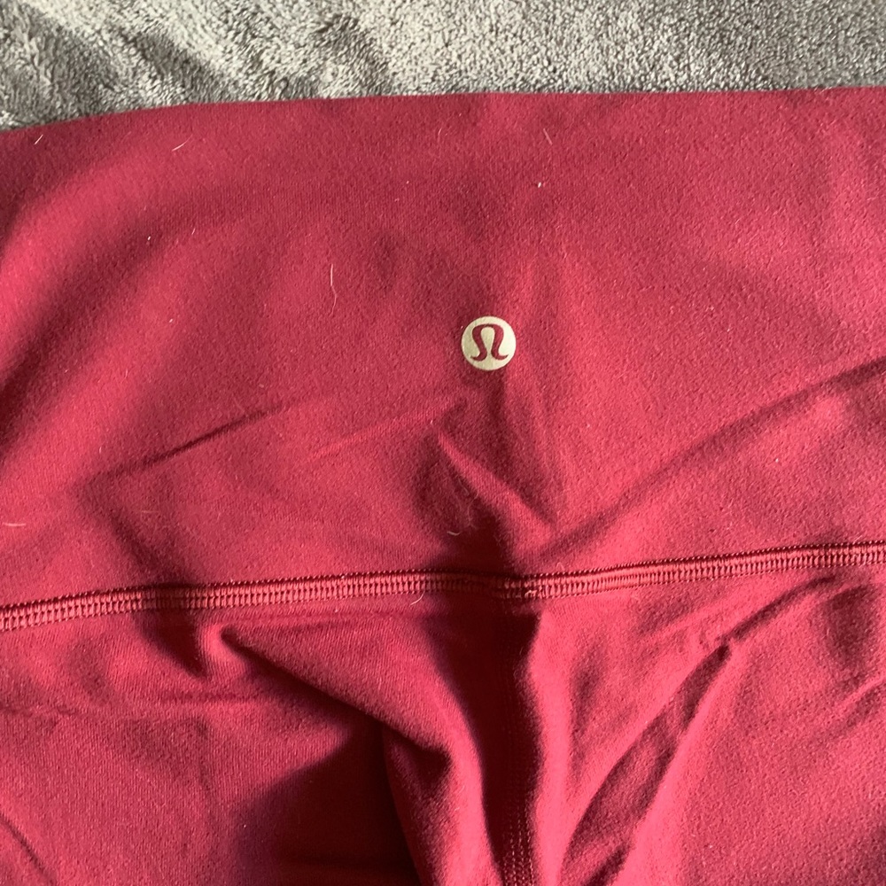 Lululemon - Picture 2 of 2